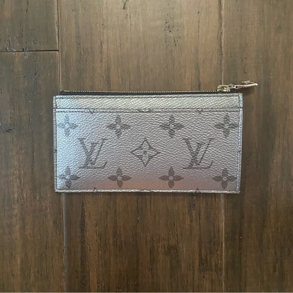 LOUIS VUITTON Tiaga Silver Gray Card Holder Coin Case - Picture 4 of 9